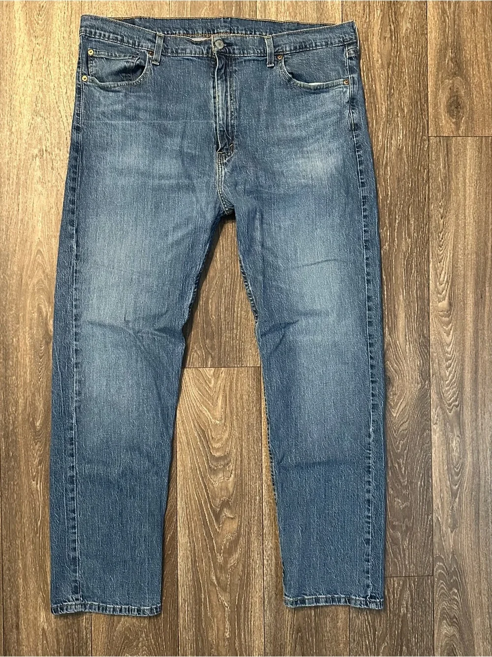 Men’s 505 straight fit Levi’s Sz 42x32 dad jeans